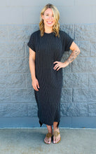 Load image into Gallery viewer, Ribbed Short Sleeve Midi Dress
