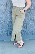 Load image into Gallery viewer, Woven Wide Leg Pant
