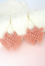 Load image into Gallery viewer, Thread Tassel Earring
